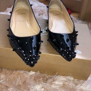 LOUBOUTIN DIAMOND SPIKE FLAT PATENT